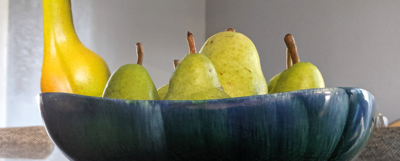 Bilderleiste: Surrealistische Bronzefigur von Erich Kraft